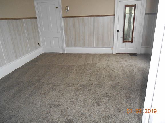 3rd image of 445 E Jackson St #A