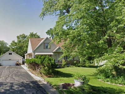 17W430 Pfund Ave, Addison, IL, 60101
