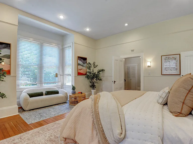 703 Manzanita Ave — Photo 16
