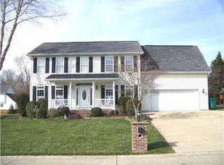 24 Brookgreen Dr, Hurricane, WV 25526