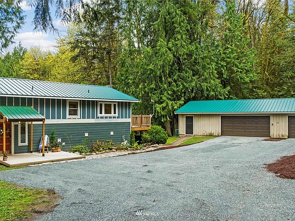 2nd image of 4204 272nd Ave NE