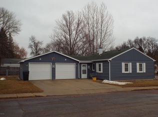 107 W Highland Blvd, Watertown, SD 57201