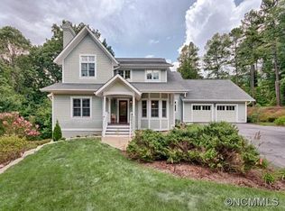 16 Beaver Creek Ln, Asheville, NC 28804