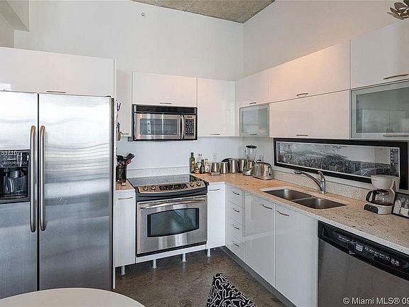 2nd image of 133 NE 2nd Ave APT 3111