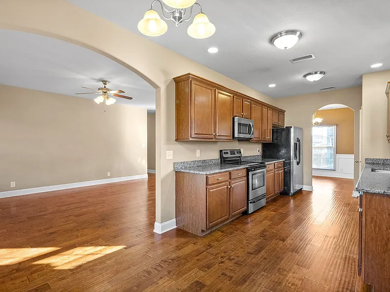 955 Terraceside Cir — Photo 10