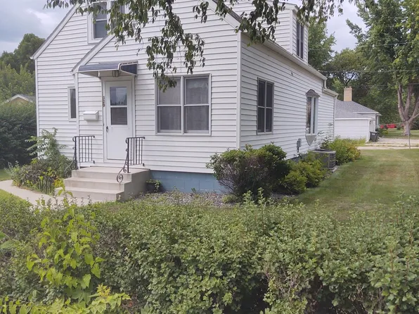 329 1st Ave NE, Glenwood, MN 56334