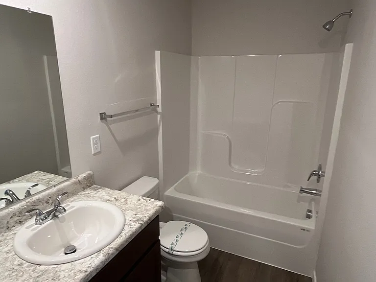 3209 E Jacob Ln — Photo 10