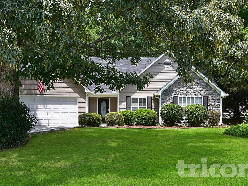 1st image of 408 Crested View Dr