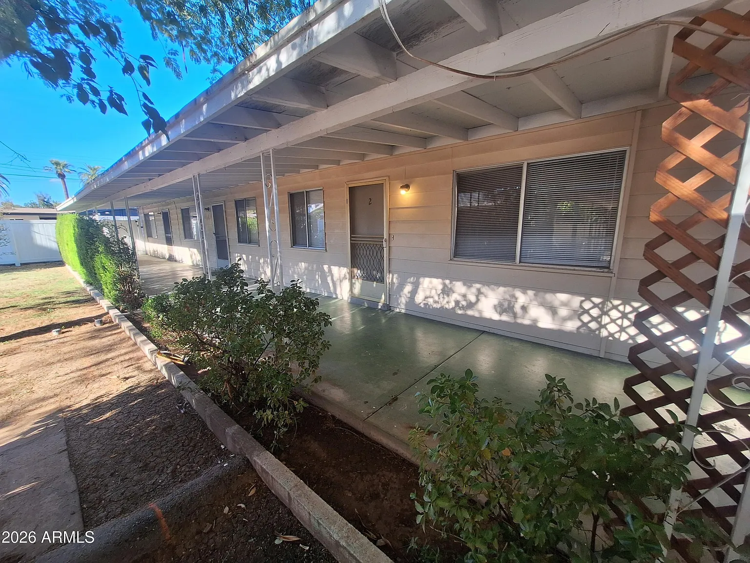 36 W Pasadena Ave — Photo 1