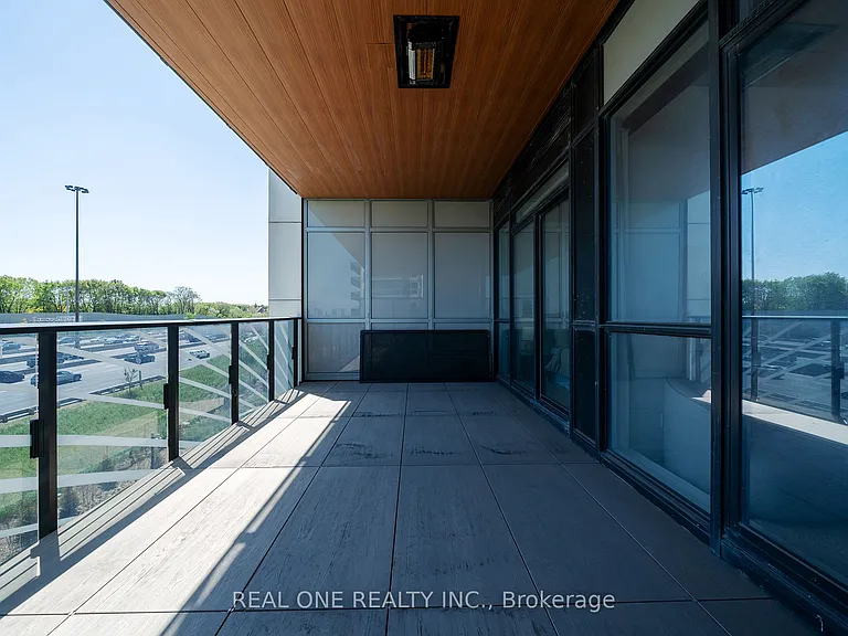 25 McMahon Dr #503 — Photo 12