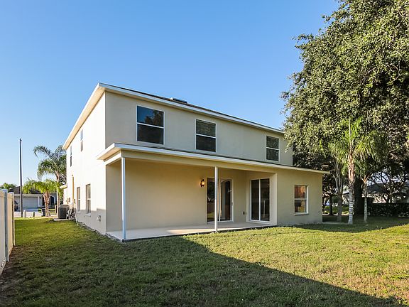 5th image of 11002 Whitecap Dr
