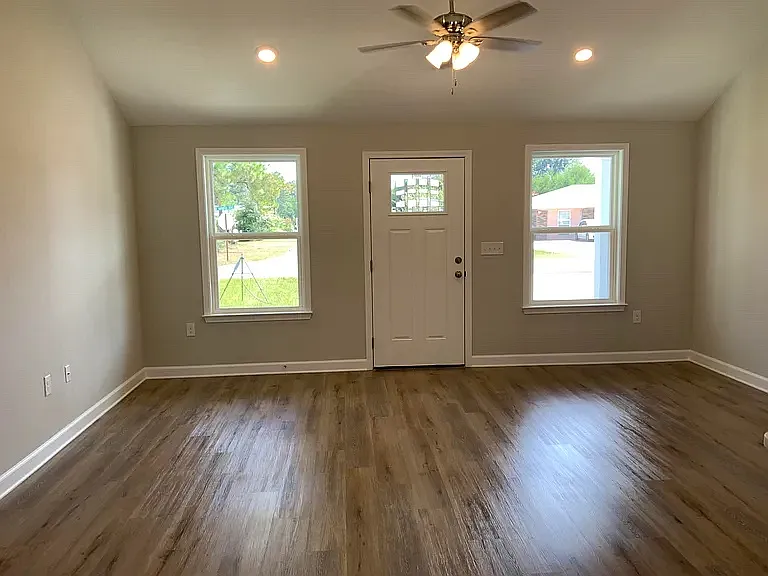 200 S Norwood Rd — Photo 6