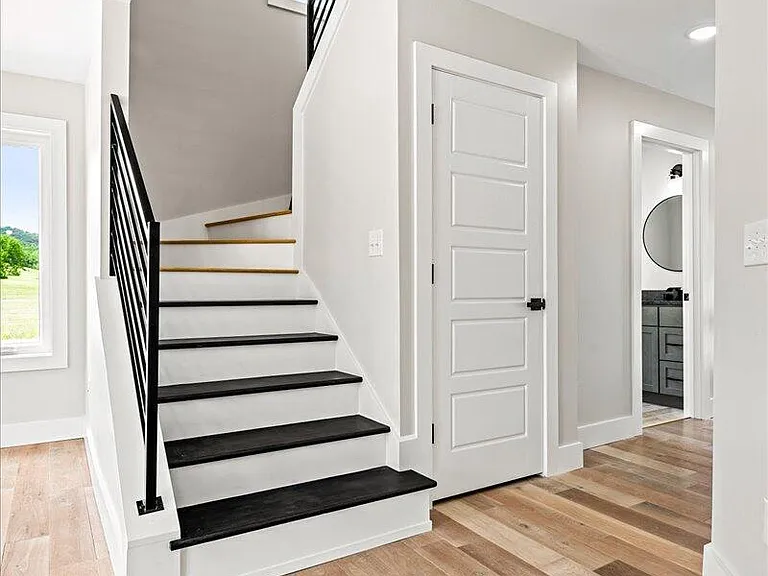 143 Crooked Creek Dr — Photo 14