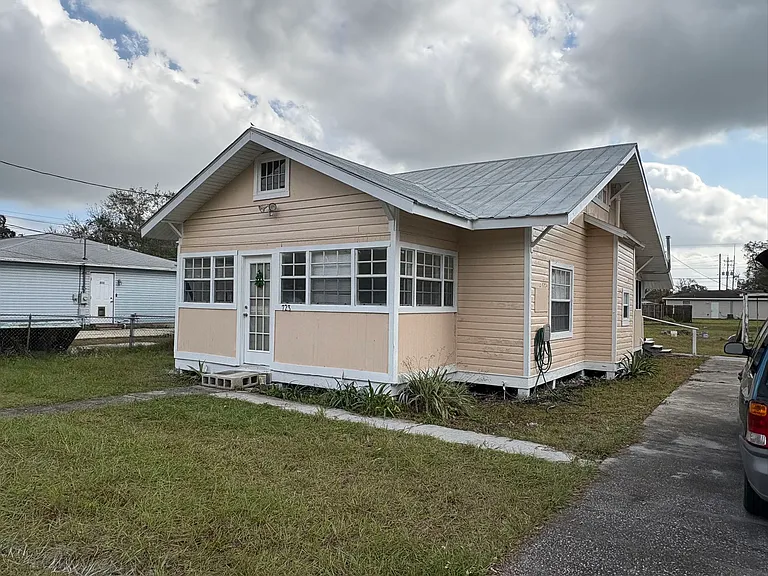 723 Virginia Ave — Photo 13