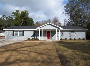 52 Cherry Dr, Saraland, AL 36571