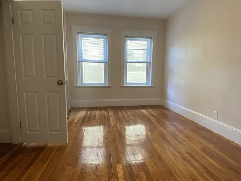 59 Brighton Ave #7G — Photo 1