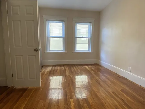 59 Brighton Ave, Allston, MA