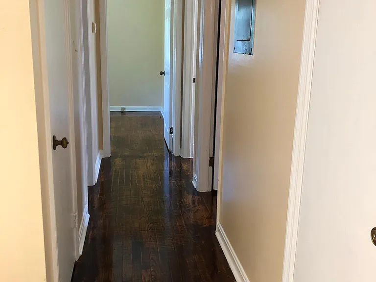 1846 Colony Dr — Photo 11