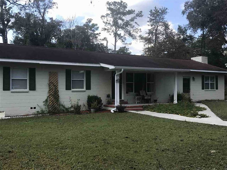 1st image of 62 Cynthia St