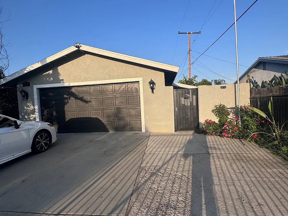 13260 Moreno Way #B