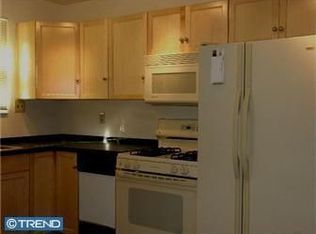 27 La Cascata Tnhs, Clementon, NJ 08021