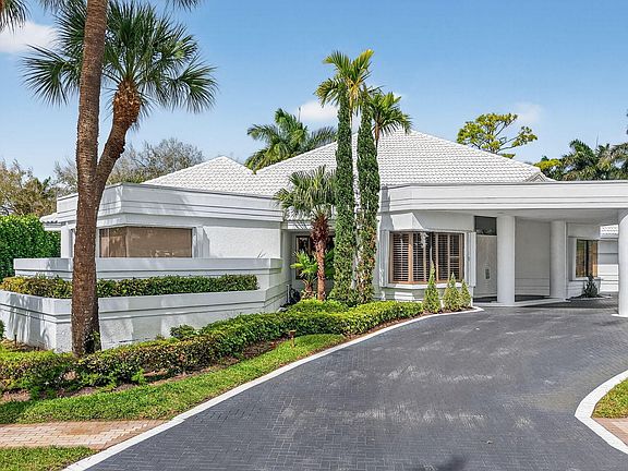 2nd image of 7215 Ballantrae Court