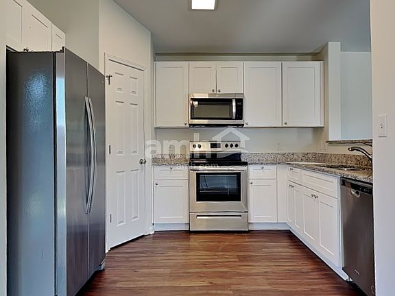 3rd image of 132 Spring Lakes Dr