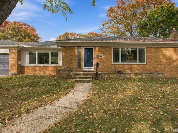 34006 Hampshire St, Livonia, MI 48154