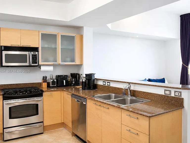 16699 Collins Ave #1003 — Photo 13
