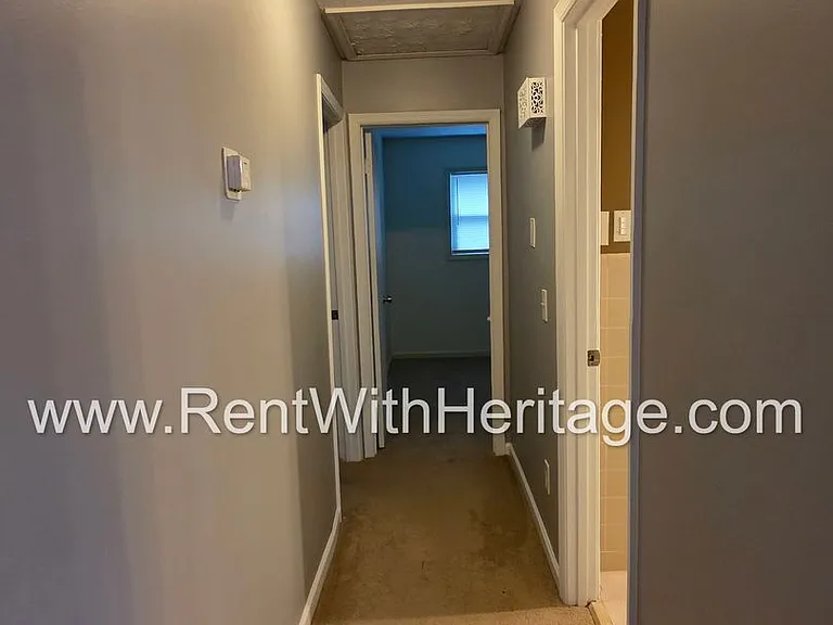 6190 Knights Ln — Photo 45