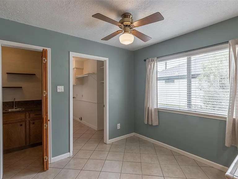 2643 Hodges Bend Cir — Photo 12
