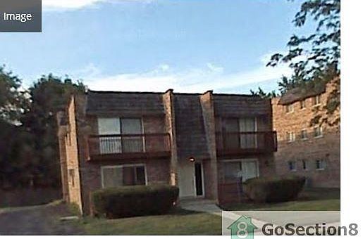 1st image of 4202 Lindenwood Dr #2