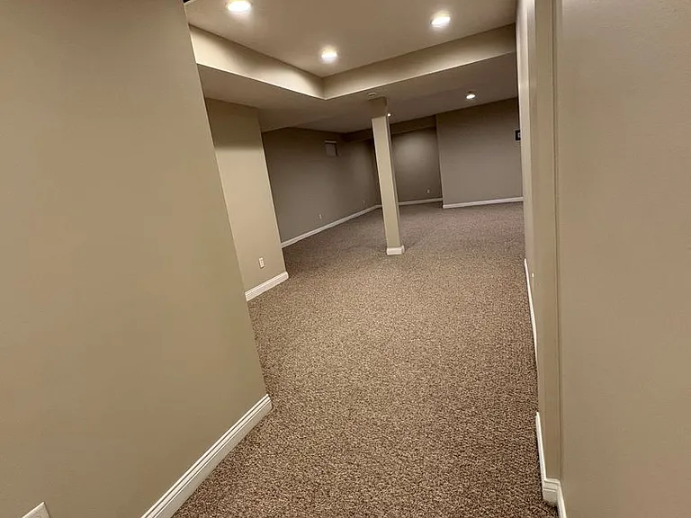 1664 N Wood Creek Dr — Photo 20