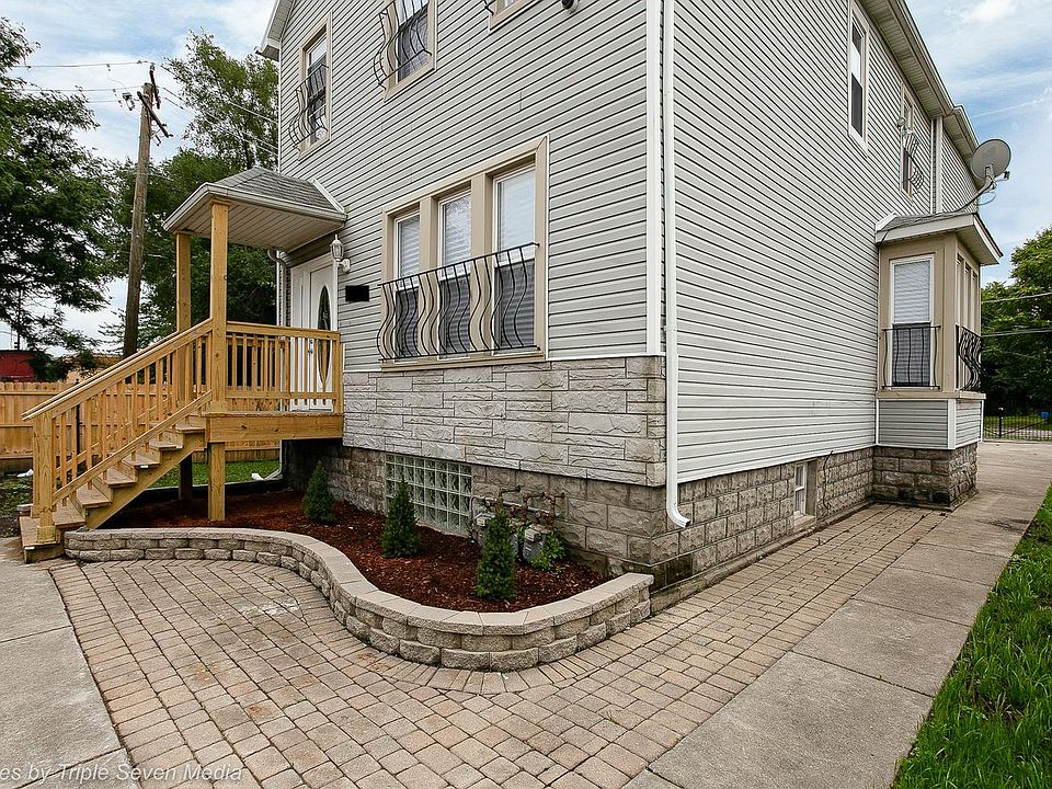 1st image of 447 W 81st St #2