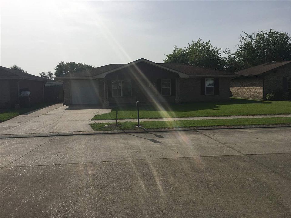 1st image of 112 Westwood Dr
