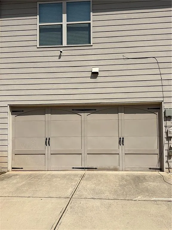 3 bed, 2.5 bath, 1946 sqft, $2,600 — Photo 3