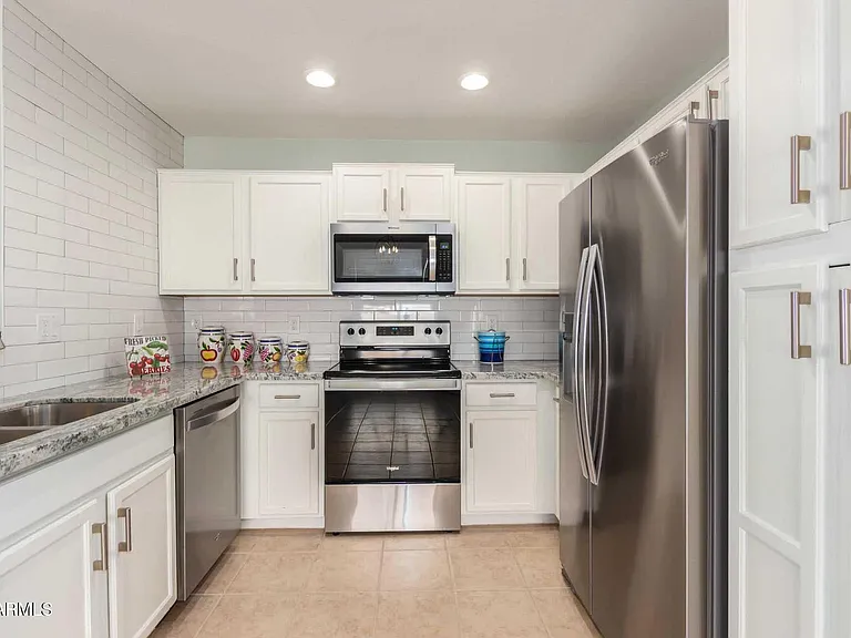 17618 W Calavar Rd — Photo 12