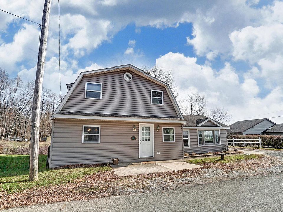 1st image of 18 Sunfish Ln