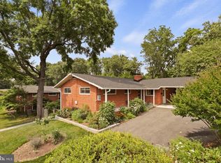 3516 Old Post Rd, Fairfax, VA 22030