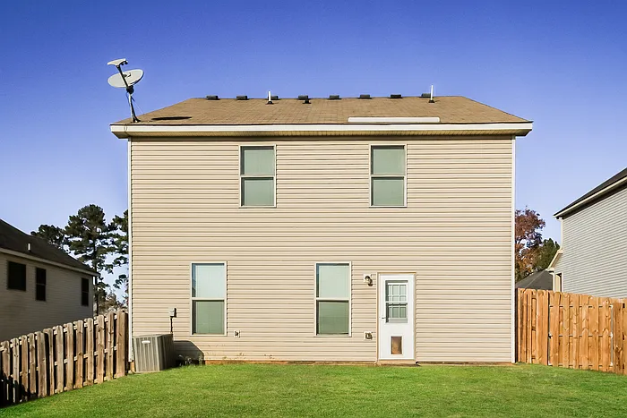 465 Lory Ln — Photo 10