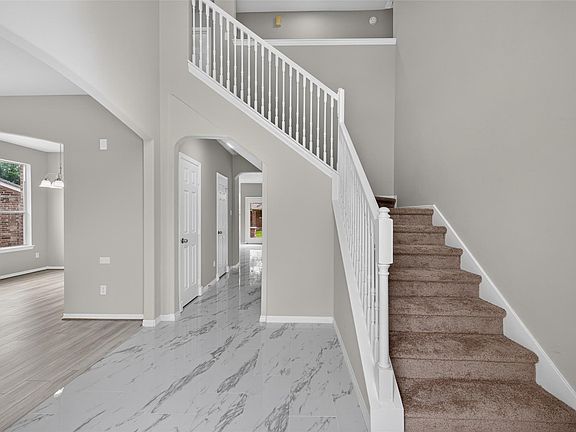 5th image of 12039 Sweet Hall Ln