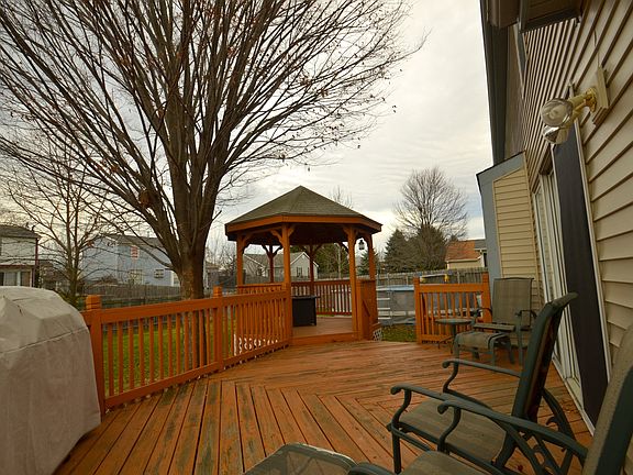 5th image of 2961 Carlsbad Dr