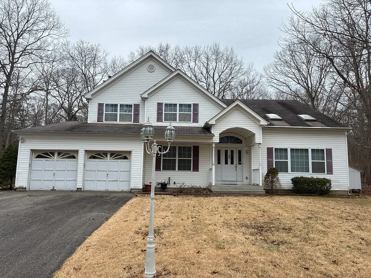 80 W Bartlett Rd photo 1