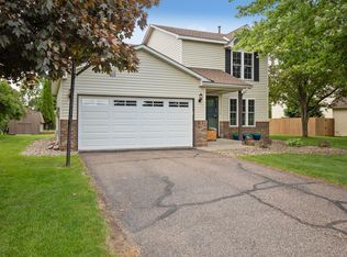 4118 Braddock Trl, Eagan, MN 55123