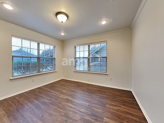 5th image of 6005 Stirrup Iron Dr
