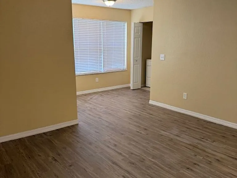 5124 Conroy Rd #613 — Photo 35