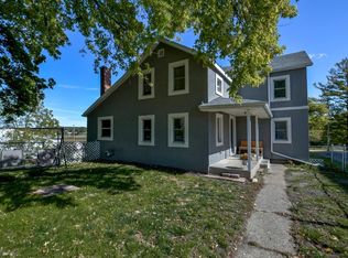 118 1st Ave, New Glarus, WI 53574