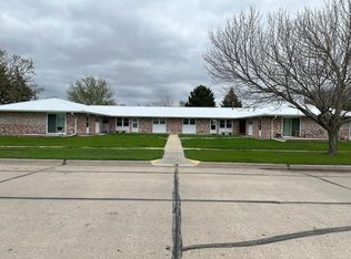 301 N 1st St, Plainview, NE 68769
