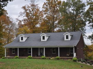 547 Rogers Lake Rd, Vine Grove, KY 40175