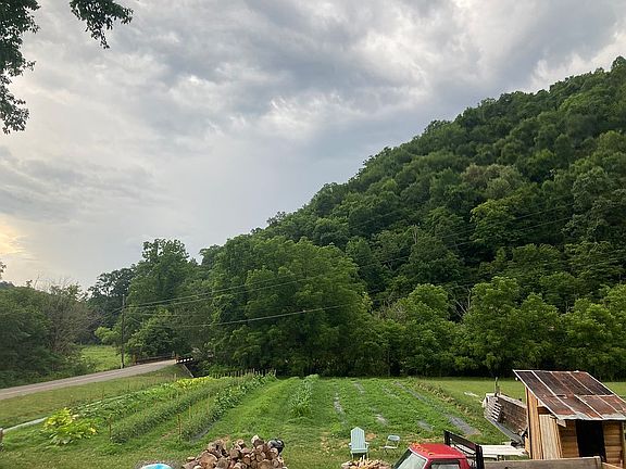 3rd image of 115 Providence Rd
